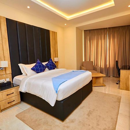 Vintano Hotel 莱基 外观 照片